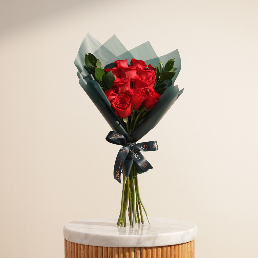 باقة لغة الجوري للحب | 12 زهرة