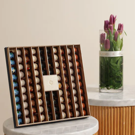 Nua Classic Luxury Blue Large Bonbon Box | Splendid Flower Vase