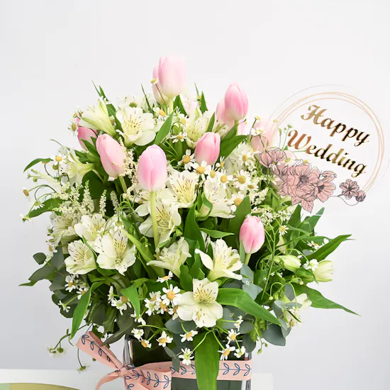 Wedding Soft Blooms | Glass Vase