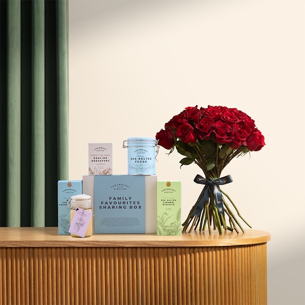 Cartwright & Butler The Family Favourites Sharing Box | Romance Love Roses Bouquet ♡