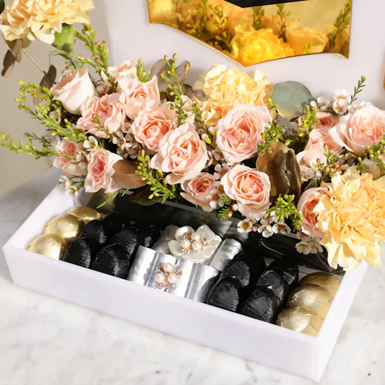 Floward Graduation Chocolate Tray | Achievement Flowers