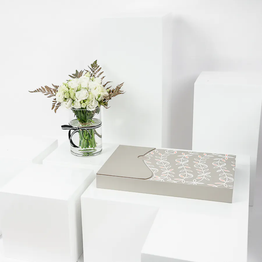 Floward Medium Mixed Chocolate Box | Delicate Blooms Vase 6