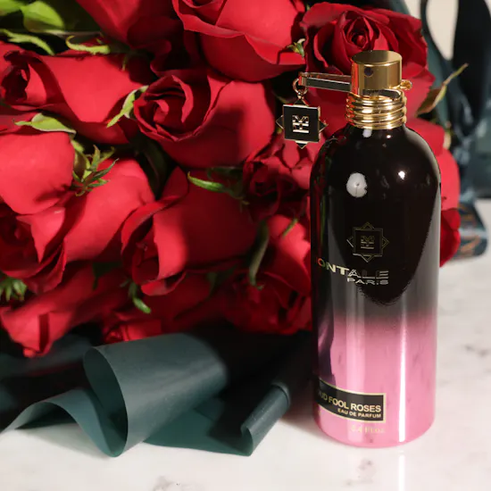 عطر عود فول روز للجنسين من مونتال | جوري أحمر كلاسيكية