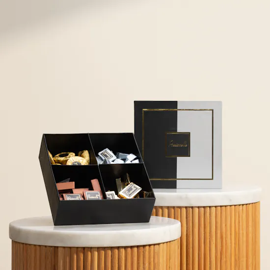 Passionelle Deluxe Chocolate Box