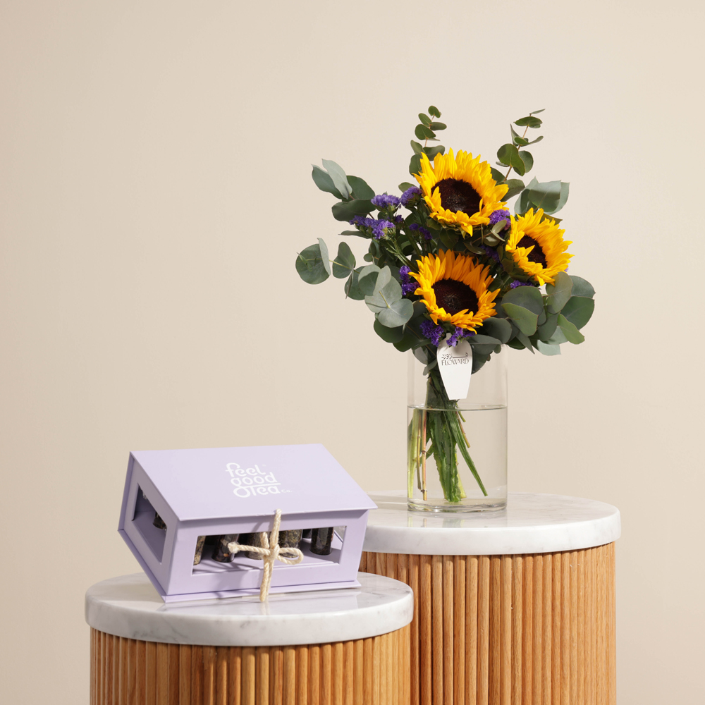 صندوق الاكتشاف من فيل جود تي | فازة زهور مشرقة