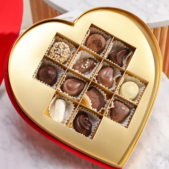 Godiva Red Velvet Heart Chocolates Gift Box | Smooth Melody Flower Box