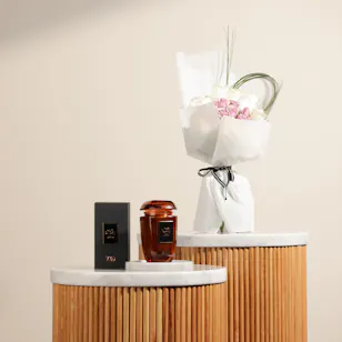 Asghar Ali Dahsha Incense | Elegant Roses Bouquet