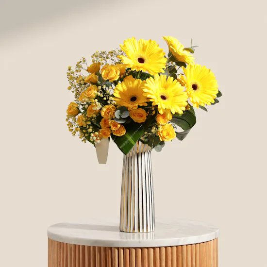 Spark Golden Flower Vase