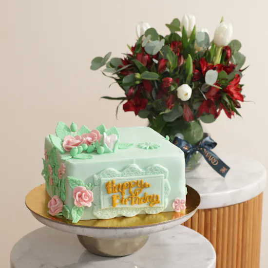 Floward Enchanting Garden Birthday Cake | Charm Flower Vase