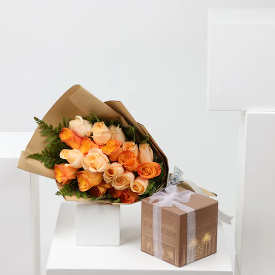 Flōs Mini Al Bait Al Oud Box | Rose Bouquet
