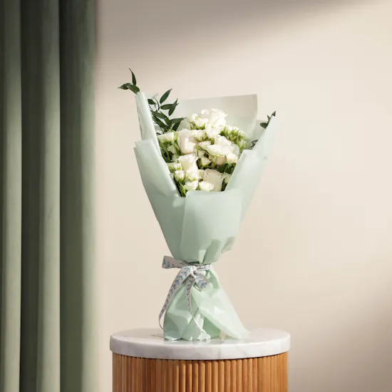Sweet Romance | Green Wrap