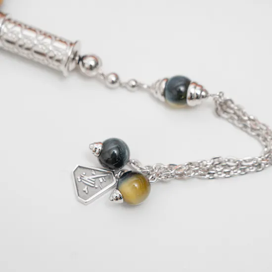 Zayan Tiger-Eye and Silver Rosary | Roses Bouquet