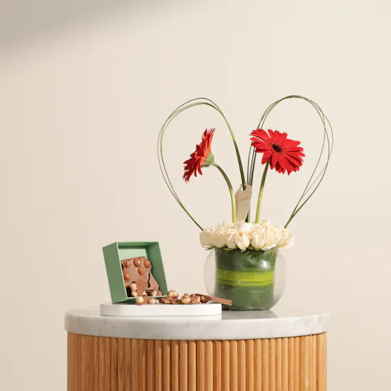 Sweetzerland Sweet Rocks Hazelnut Milk Chocolate Box | Signature Moment Flower