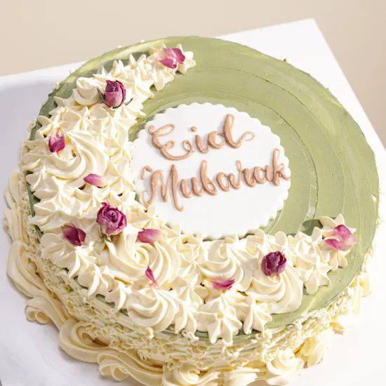 كيك عيد مبارك بالفستق من فلاورد