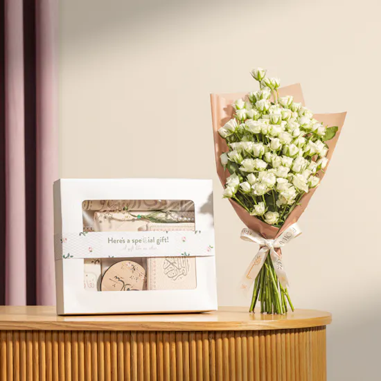 Urban Rugs Flory Islamic Gift Box | Serenity Flowers Bouquet
