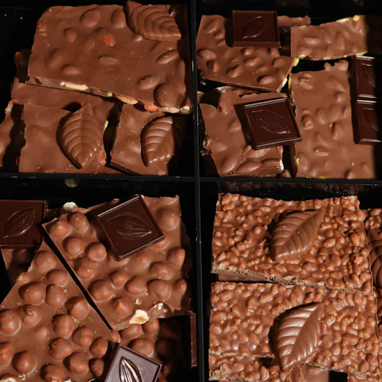 Ghazl Chocolatier Chocolate Luxury Acrylic Box