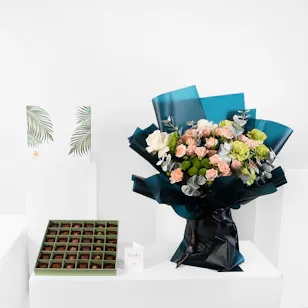 Abucci Chocolate Box 36 Pieces | Rose Bouquet