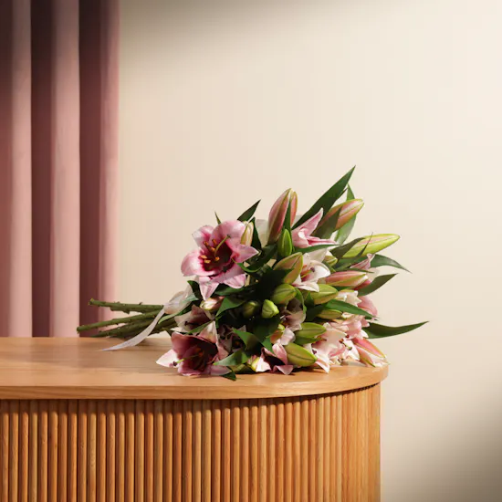 Graceful Pink Lily Bouquet | 12 Flowers