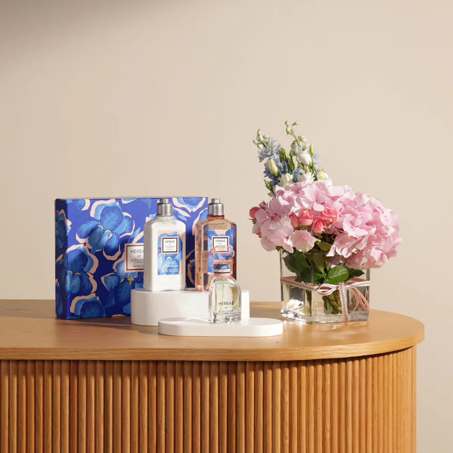 L'Occitane Herbae Iris Pallida Collection | Delicate Flowers  3