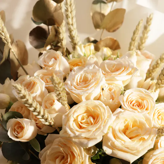 Laviviane Red Velvet Volcano Cake | Coastal Musical Flower Bouquet
