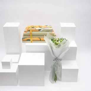 Nagwa Trio Boxes | Alstroemeria Bouquet