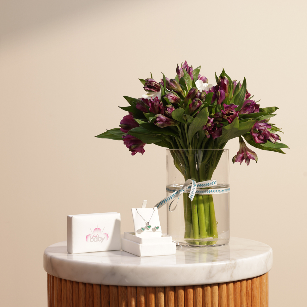 مجموعة قلب الزمرد من بيبي فتيحي | مزهرية الزهور المشرقة