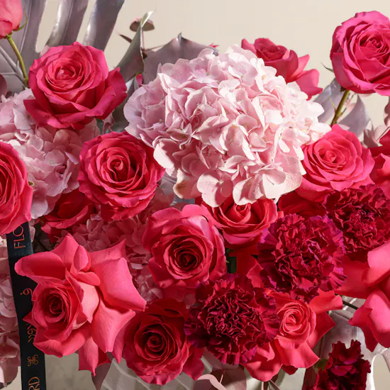 Heartfelt Muse Flower Vase