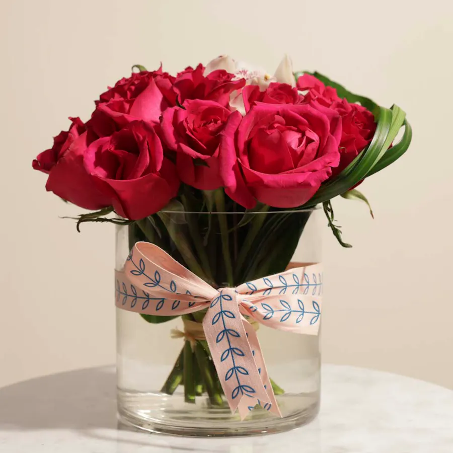 Unique Beauty | Cylinder Vase 4