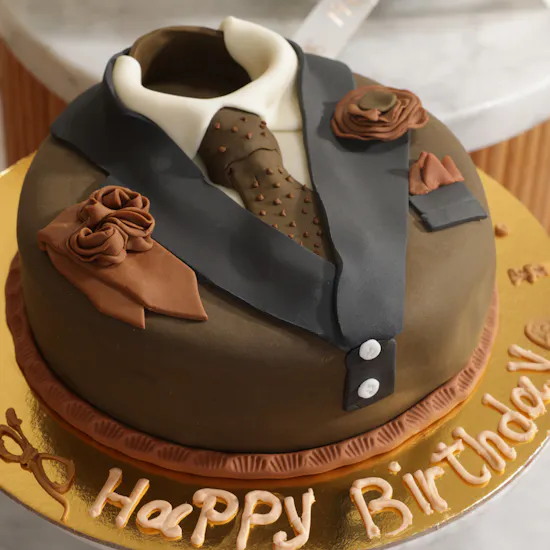 Floward Men's Birthday Cake | Dreamy Flower Vase