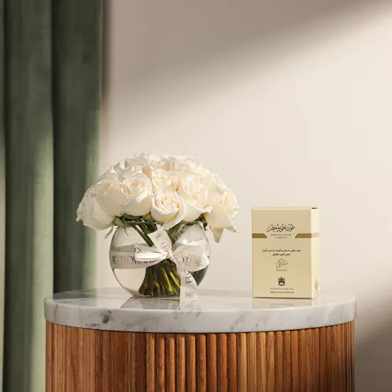 Abdul Samad Al Qurashi Malaki Perfumed Agarwood Bakhoor | Serene White Roses Vase