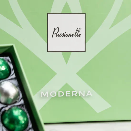 Passionelle Moderna Chocolate Box