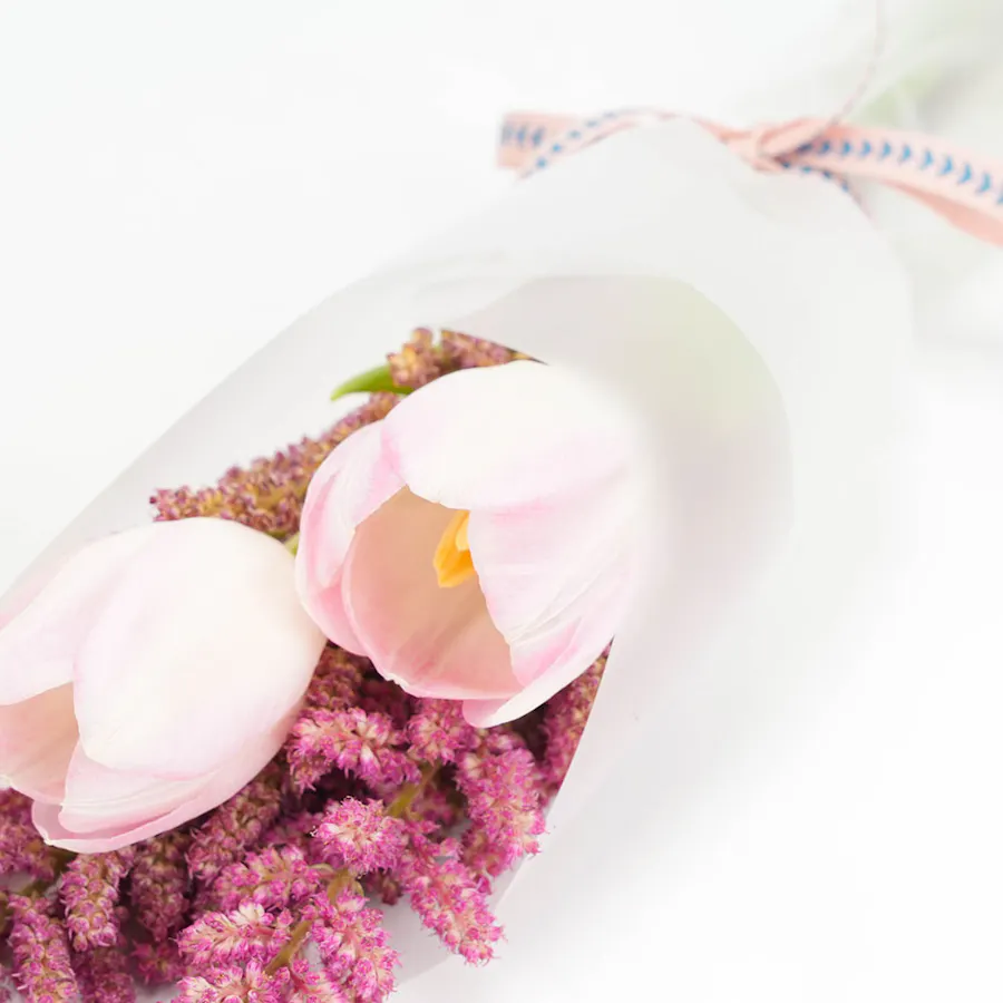 Tulips & Yves Saint Laurent Perfume 3