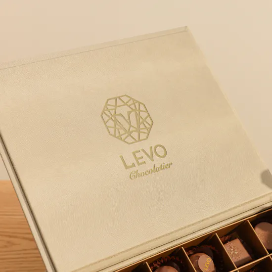 Levo Mix Chocolates and Flowers Beige Box