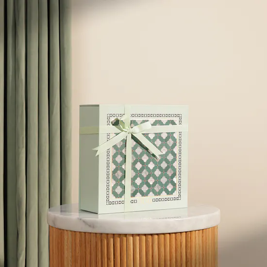 Nua Stuffed Dates Signature Arabesque Box