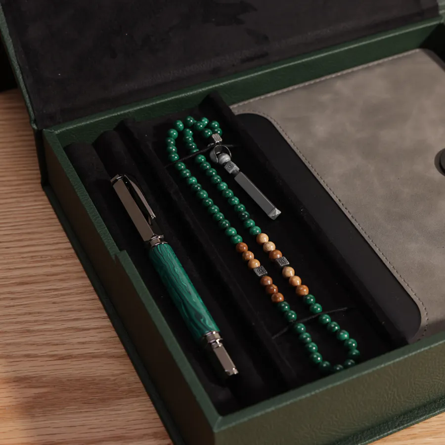 Bil Qalam Raa with Black Notebook and Sibha 4