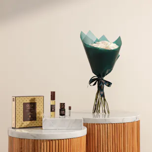Abdul Samad Al Qurashi Fawah Agarwood Oil Set | Pure Flowers Bouquet Abdul Samad Al Qurashi Fawah Agarwood Oil Set | Pure Flowers Bouquet