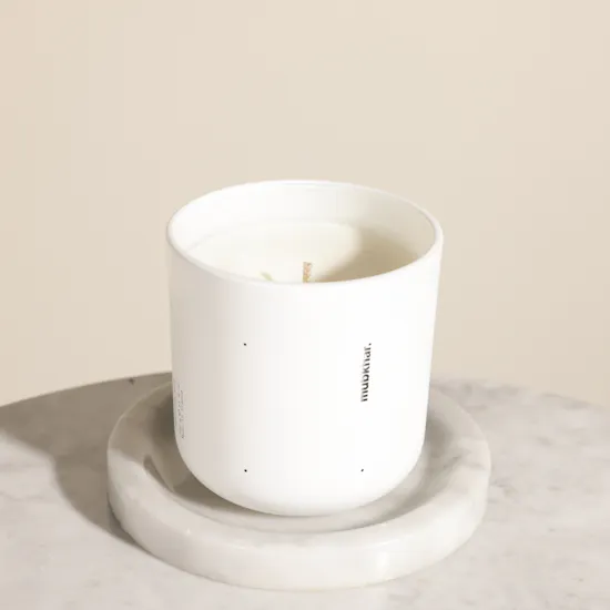 Mubkhar Amazonian Rain Candle | Whispered Grace Flowers Bouquet