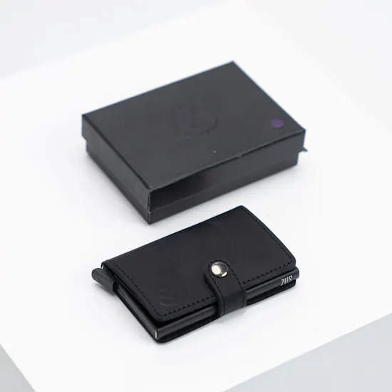 Zus Black Leather Wallet