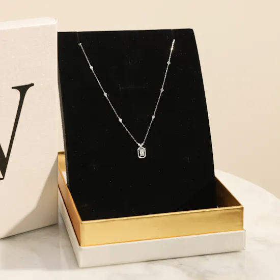 AV Jewelry White Gold Glow Necklace