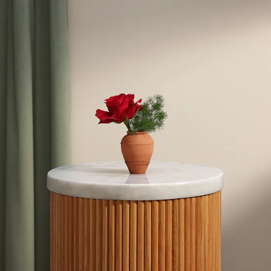 Red Rose Traditional Vase