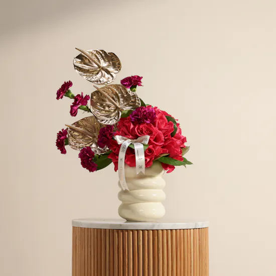 Petal Glow Flowers Vase