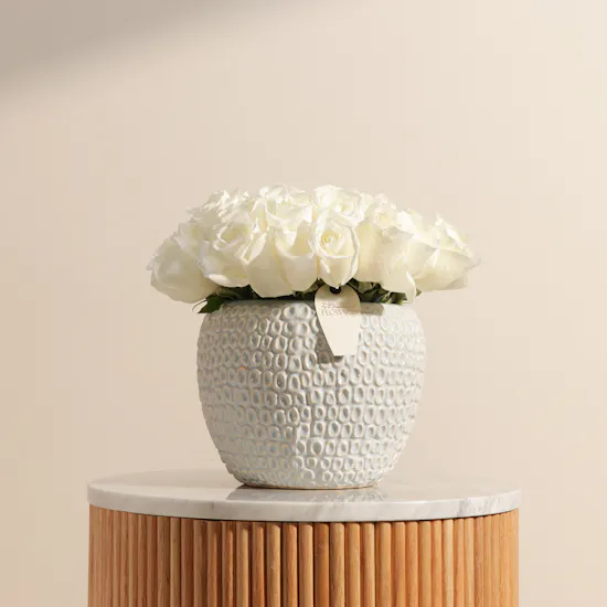 Charming Roses Vase | 35 Flowers