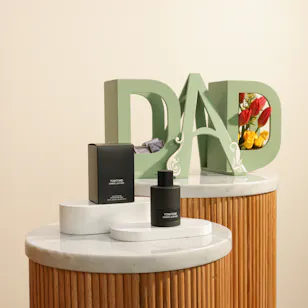Tom Ford Ombre Leather EDP | Dad Chocolate and Flowers Stand