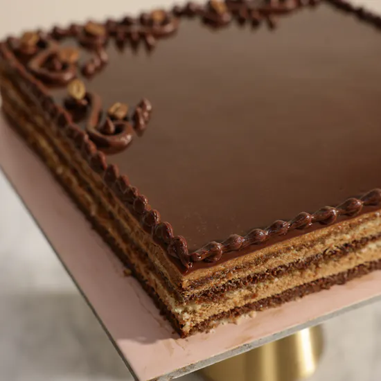 Floward Opera Cake