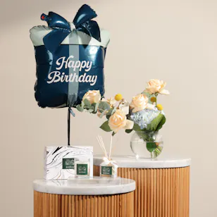 Shiraz Luxury Diffuser Gift Set | Flowers Vase and Birthday Balloon