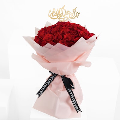 Magic | 50 Red Roses Hand Bouquet 