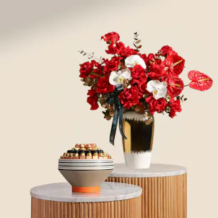Floward Orange Round Ceramic Chocolate Tray | Dearly Meant Flower Vase Floward Orange Round Ceramic Chocolate Tray | Dearly Meant Flower Vase