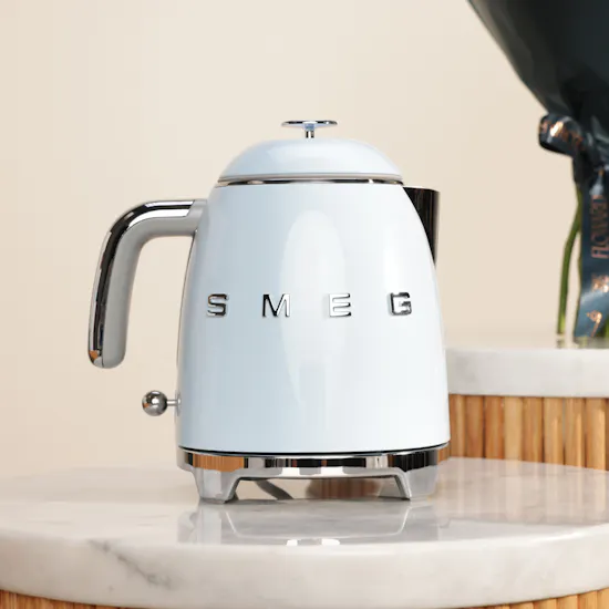 Smeg 50's Style Mini Pastel Blue Kettle | Delightful Flower Bouquet