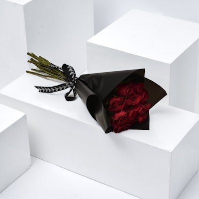 The New Rose | Black Wrap