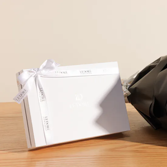 Le Doré Medium Chocolate Gift Box | Charming Flowers Bouquet